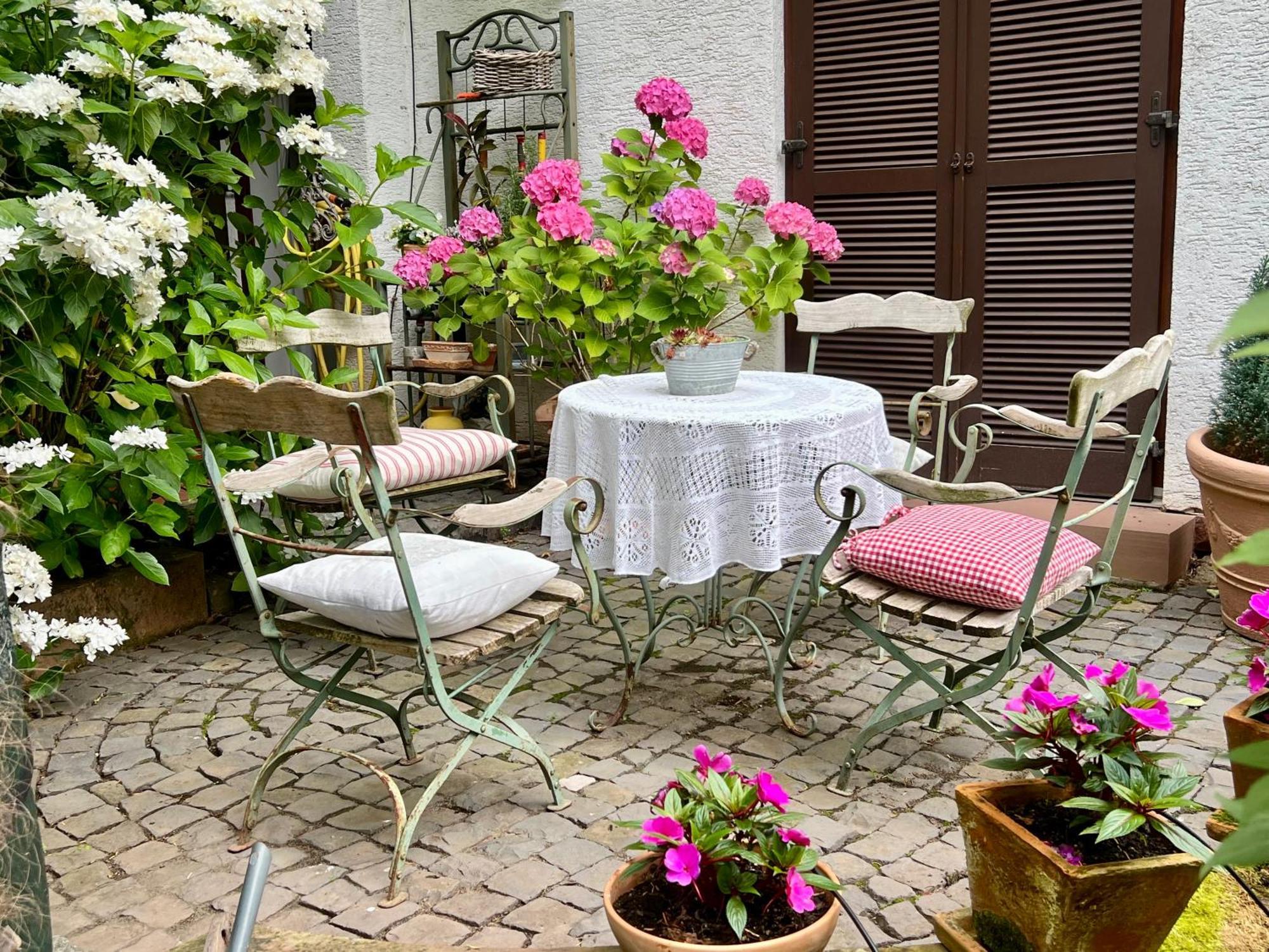 Einliegerwohnung In Einer Muehle Vor Den Toren Frankfurts, Ideal Fuer Messegaeste Oder Stop Over ดรายค์ ภายนอก รูปภาพ
